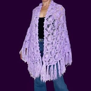 Vintage 70’s Glentey Purple Fringe Hippie Boho Crochet Shawl Shrug Poncho